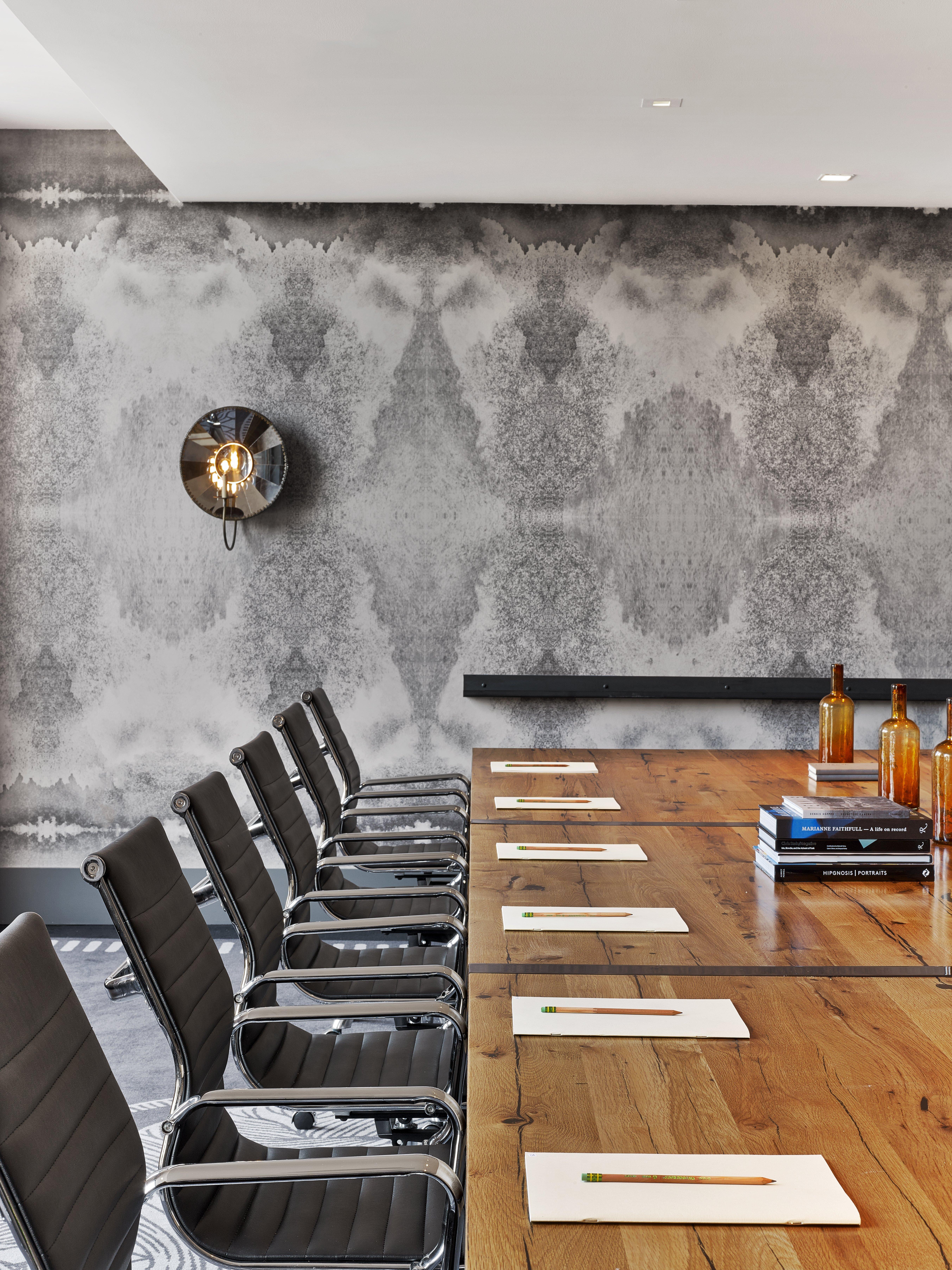 Kimpton - Armory Hotel Bozeman By Ihg Exterior photo